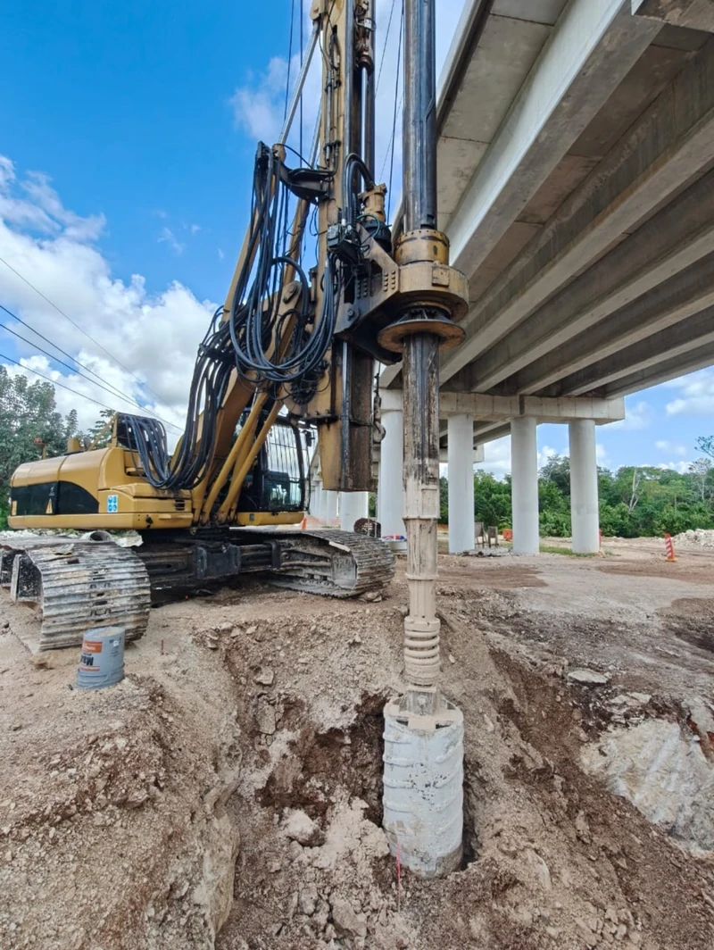 Tren Maya Tramo 5 Sur · perforación bajo el viaducto